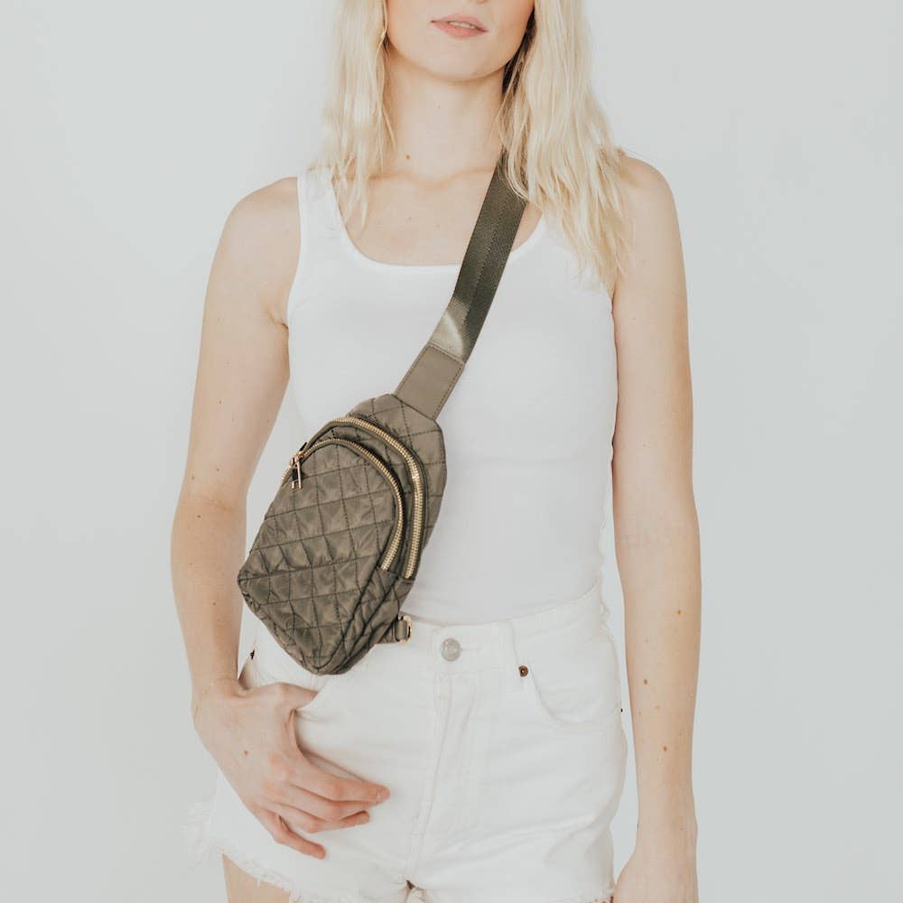 Pinelope Puffer Bum Bag: Cream