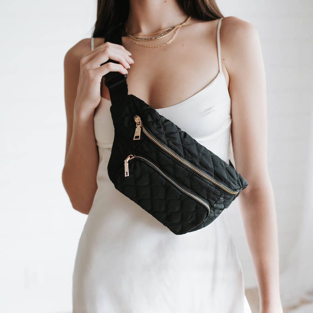 Stevie Sling Bag: Cream